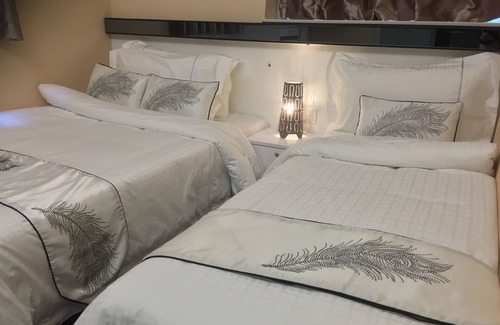 Causeway Bay Hotel | Seasons Hotel - Causeway Bay