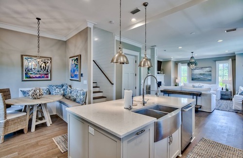 SeaNest Village Casa | Seaspell Sands - Gated Neighborhood, Community Pool, 4 Bikes, Golf Cart