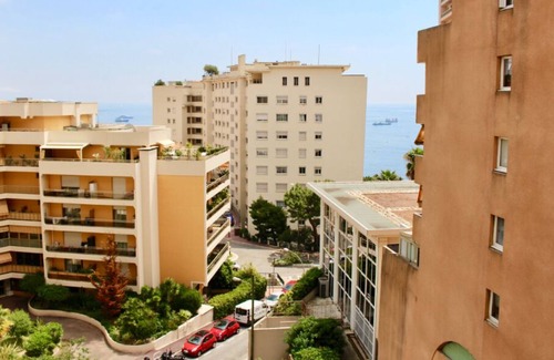 French Riviera Apartamento | Seaspray 2 bed, Monaco view, beach apartment, parking optional