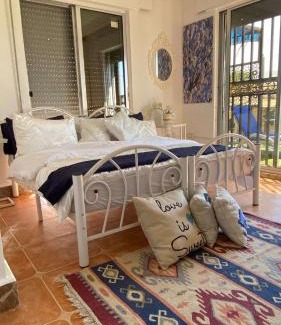 Sweimeh Apartamento | SeaStar Sea View apartment 10 minutes away from beach
