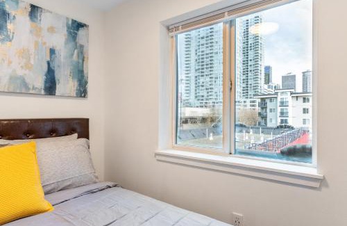 Belltown Apartamento | Seattle's Gem: Elegant 1BR in Belltown
