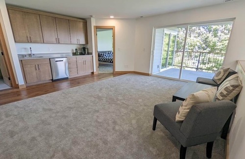North Admiral Casa | Seattle Vacation Home Alki Beach House