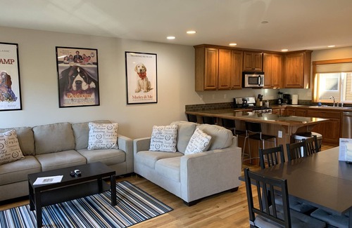 Old Ballard Casa | Seattle Vacation Home - Ballard
