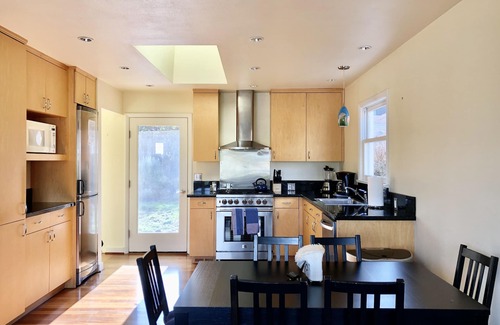 Columbia City Casa | Seattle Vacation Home - Columbia City 3