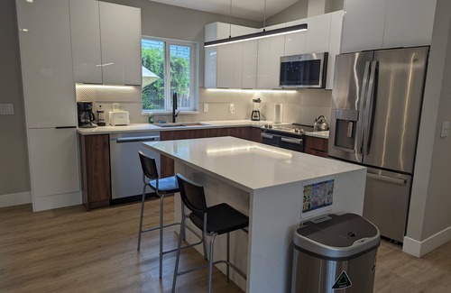 High Point Casa | Seattle Vacation Home - The Newsroom