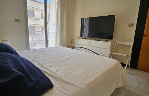 Fondachello Apartamento | Seaview Apartment by the Beach in Sicily