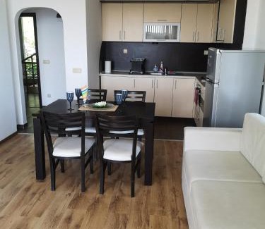 Kavarna Apartamento | Seaview apartment complex Karia12