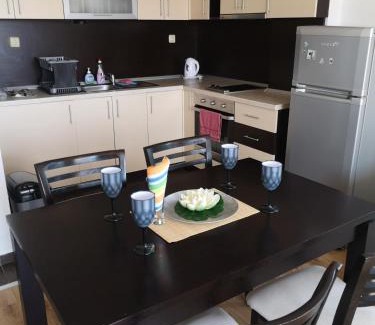Kavarna Apartamento | Seaview apartment complex Karia12