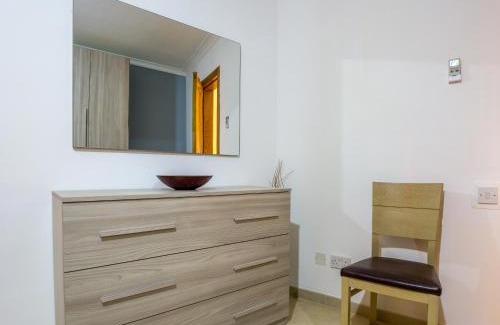 San Tumas Apartamento | SeaView Apartment in Saint Thomas Bay