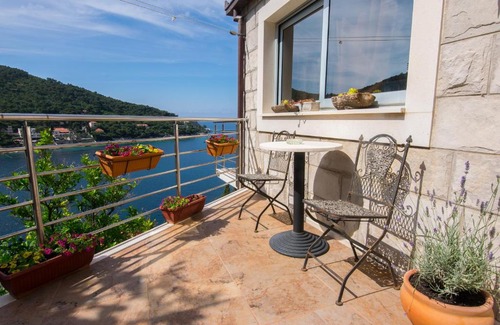 Babin Kuk Apartamento | Seaview apartment Laura
