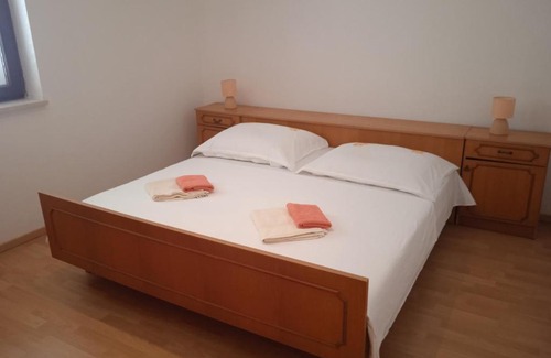 Bili brig Apartamento | Seaview Apartment with 2 bedrooms a private balcony and parking garage