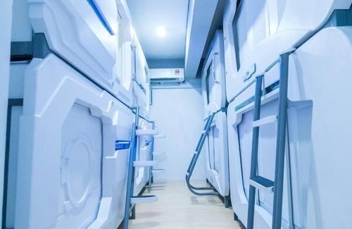 Downtown Kota Kinabalu Hotel | Seaview Capsule Hotel