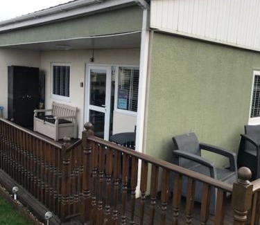 Bacton Casa | Seaview Cottage