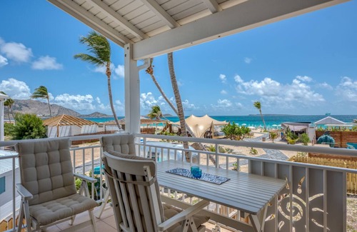 Orient Bay Condominio | Duplex con vistas al mar en la playa