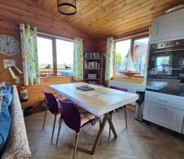 Mullacott Casa | Seaview Escape