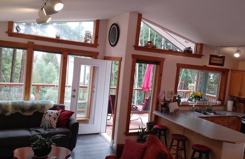 West Sechelt Casa | SeaView Getaway Vacation Home Rental-minutes from the beach.