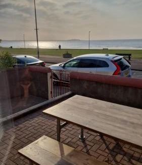 Leven Apartamento | Seaview, Lower Flat