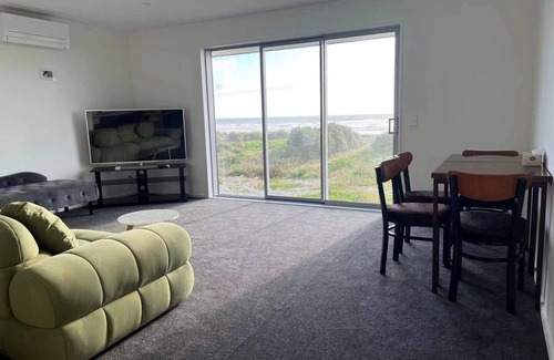 West Coast Region Casa | Seaview's New 2 Bedrooms House