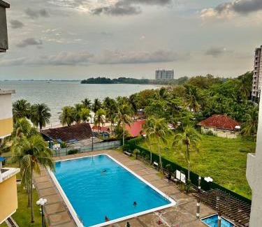 Tanjung Tanah Merah Apartamento | Seaview Seri Bulan PD Teluk Kemang Homestay