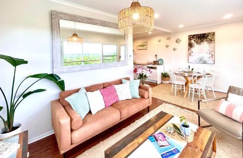 East Ballina Apartamento | 'SEAVIEW' - Stunning Coastal Views, Opposite Shaws Bay, Pet Friendly, Sleeps 4