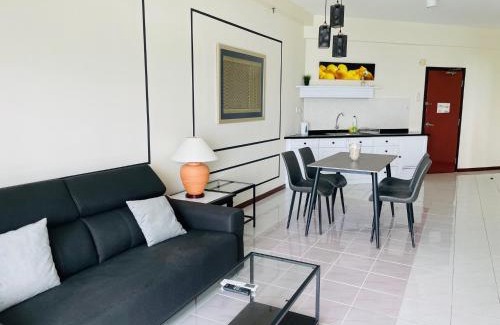 Tanjung Bungah Apartamento | Seaview Suite at Rainbow Paradise