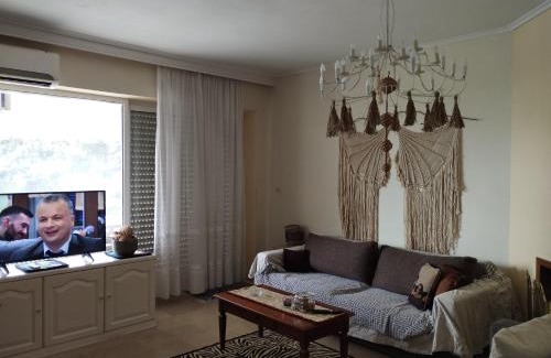 Nea Michaniona Apartamento | Seaview to Olympus, sunny, cosy apartment