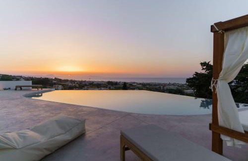 Xiro Chorio Villa | Seaview Villa The Infinite with Private Pool, BBQ & Ping Pong, 1,5km from beach
