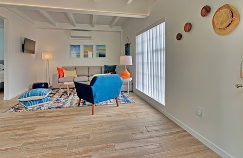 Pierpont Bay Cabina | Seaward Beach Modern Bungalows