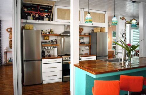 Spanish Wells Cabaña | Seawe: Disconnect to Connect – Charming 2-Bedroom Cottage on the Water’s Edge
