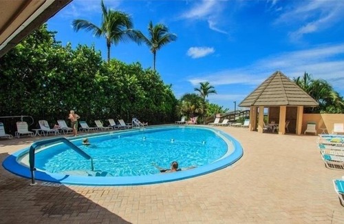 Marco Island Condominio | Seawin 801 - Sea Winds 2 Bedroom Condo by Redawning