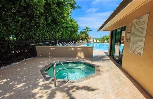 Marco Island Condominio | Seawin 801 - Sea Winds 2 Bedroom Condo by Redawning