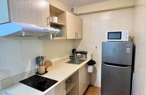 Sasa Condominio | Seawind Condo 2 BR Facing Samal View