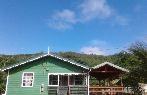 Gros Islet Cabaña | Seawind Cottage cerca de Playa Plantation y Gros Islet - Auténtico ambiente caribeño