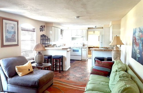 Roseland Casa | Sebastian Soft Landing