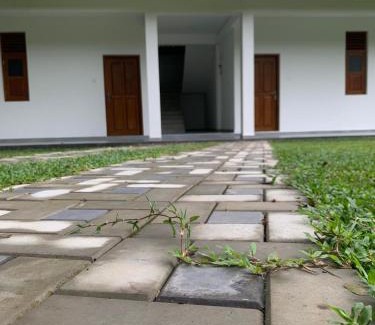 Raddolugama Casa | Sebastian Transit Villa with Free airport shuttle