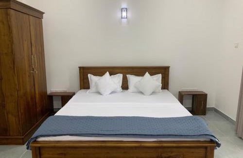 Raddolugama Casa | Sebastian Transit Villa with Free airport shuttle