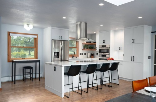 Freestone Casa | Sebastopol Estate: Pool ~ Spa ~ Firepit ~ EV Charger