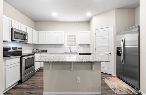 Fayetteville Casa | SEC & Family Fun, All in One
