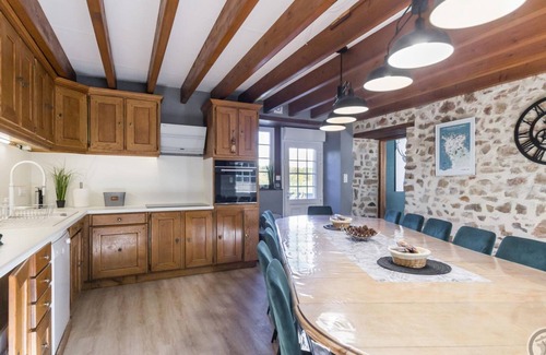 Saint-Germain-de-Tournebut Cabaña | Casa aislada con spa privado, futbolín, chimenea y recarga eléctrica