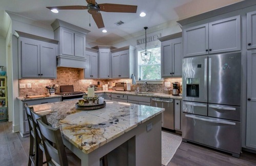 Tuscaloosa Casa | Secluded 10 acre estate 10 miles from UA w/ 4BR