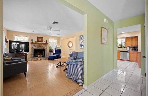White City Casa | Secluded 2.5 Acre Farmhouse with Wrap-Around Porch