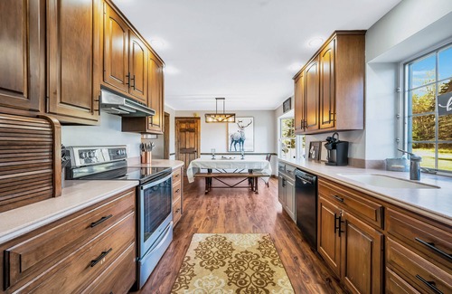 Blakeslee Casa | Secluded 20 acre Near ski, fish. Hot tub, swim spa