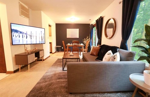 Arborview Neighborhood Casa | Secluded 2BR Loft - Minutes from Downtown AA!