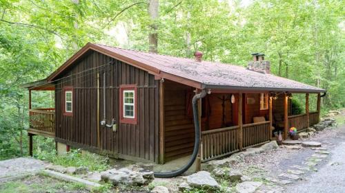 Smithville Casa | Secluded 3BR 1BA Cabin for Cozy Living