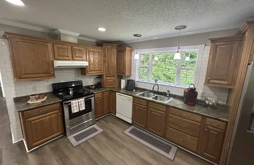 Cherokee Casa | Secluded 4BR House Near Cherokee Casino & Smoky Mountains