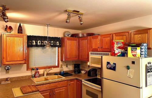 Crandon Casa | Secluded 5.4 Acres: Private Oasis with 100ft driveway/ Self check- in