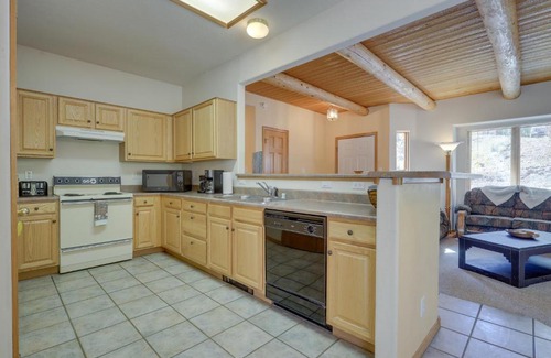 Amalia Casa | Secluded Amalia Retreat with Cozy Fireplace and Grill!