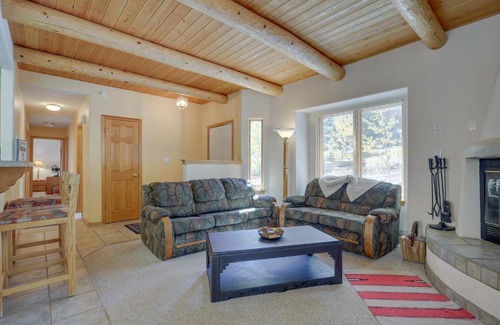 Amalia Casa | Secluded Amalia Retreat with Cozy Fireplace and Grill!