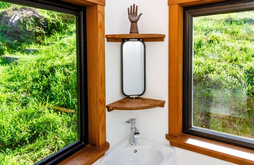 Albion Cabina | Secluded and Private Oasis in the Redwoods