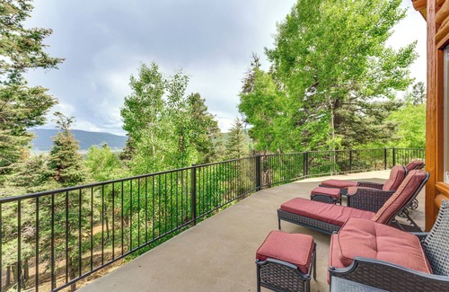 Angel Fire Cabina | Secluded Angel Fire Retreat: Deck + Stunning View!